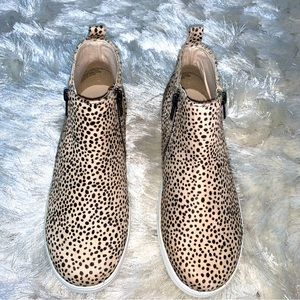 Coconuts by Matisse. Goya Bootie. Tan with Black Spots. NIB.